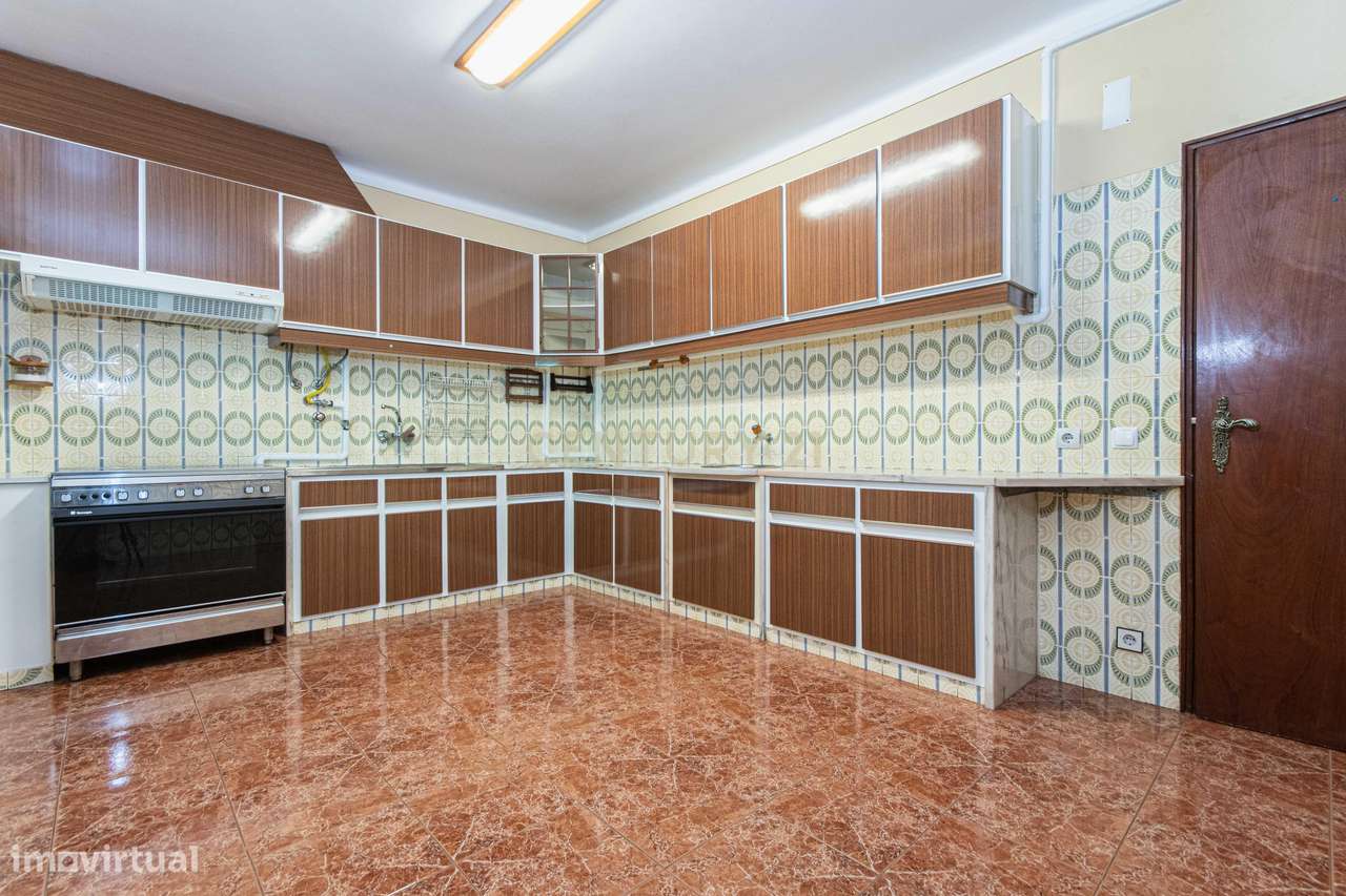 Moradia T3+2 em Casais Novos – Alenquer-11