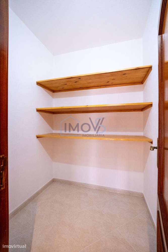 Apartamento T3 completamente renovado no centro de  Ferreira do Zêzere-14