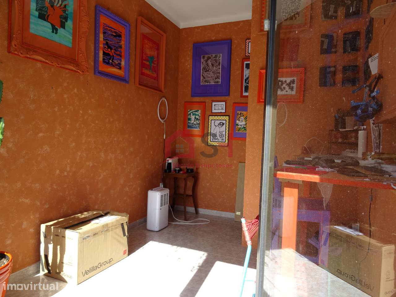 *Prédio com 2 Apartamentos + Loja + Arrecadação – Santa Cruz*-3