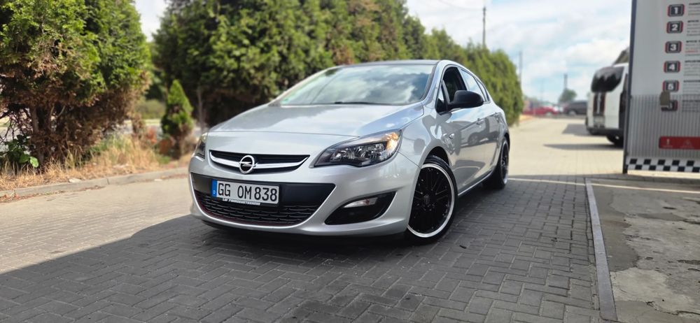 Opel Astra J (2009-2019) 1.4 EcoFLEX Start/Stop Sport 2013