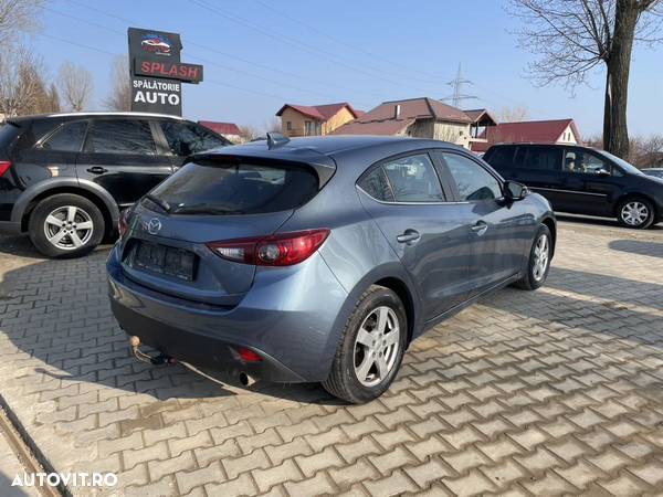 Mazda 3 SKYACTIV-D 150 Exclusive-Line - 4