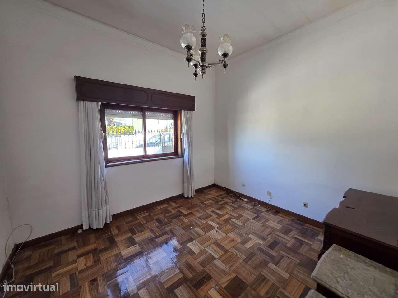 Moradia térrea ao preço dum T1 em Valadares-12