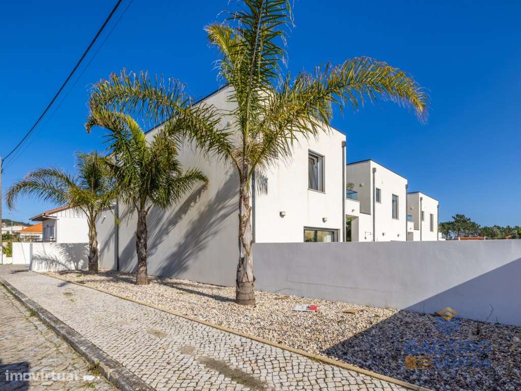 Moradia T4 - Moderna, Inteligente e Eficiente-52