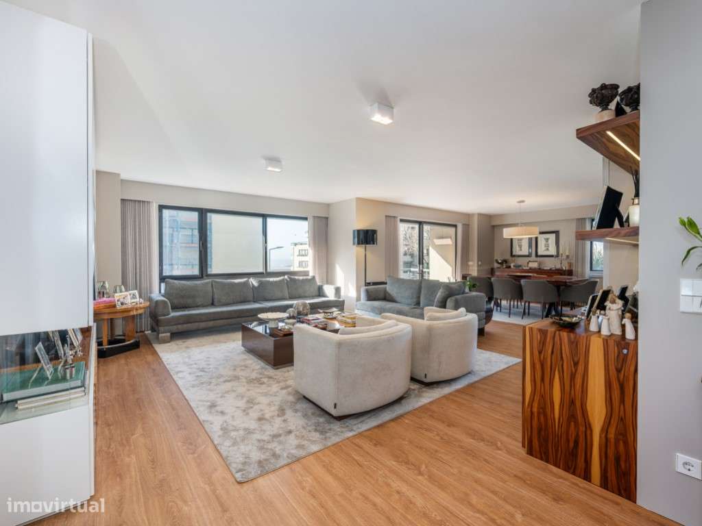 T3+1 totalmente renovado, Foz do Douro - Grande imagem: 4/37