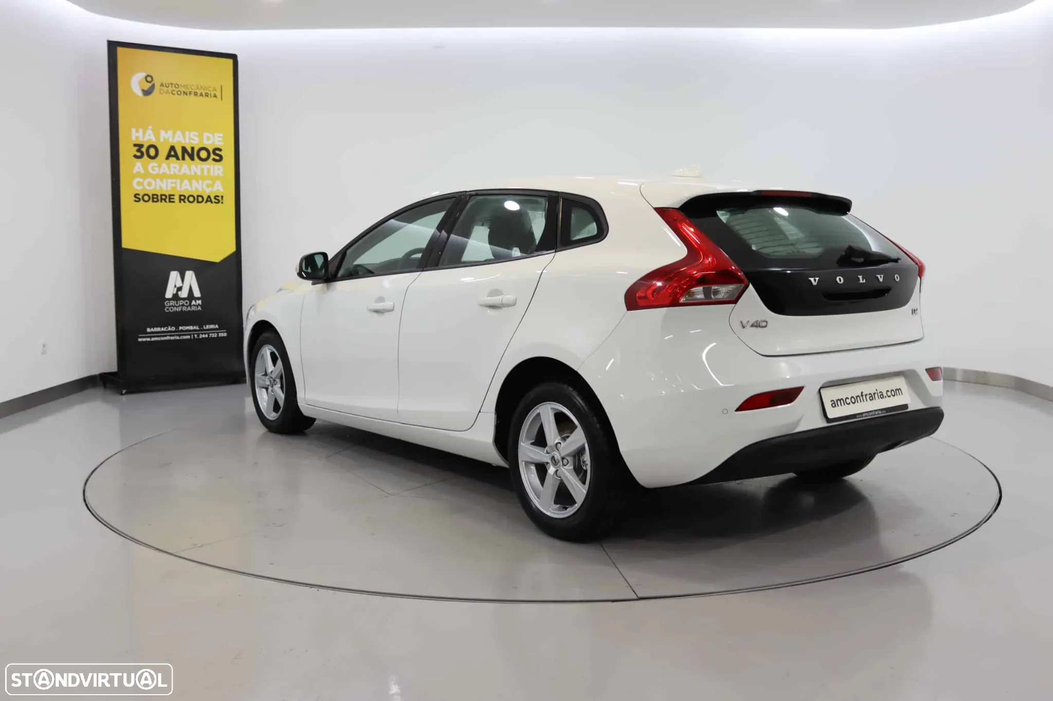 Volvo V40 2.0 D2 Kinetic - 5