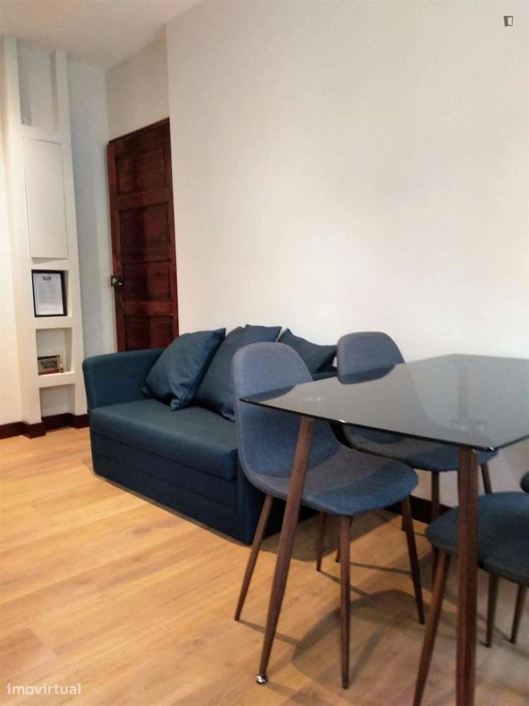 Quarto - localizado em Paranhos Porto - Grande imagem: 5/21