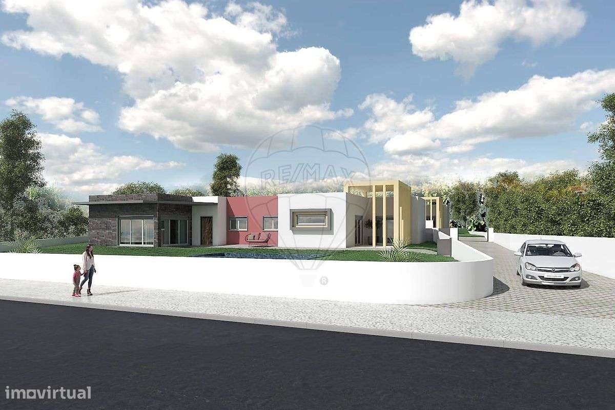 Moradia T4 para venda - Grande imagem: 2/5