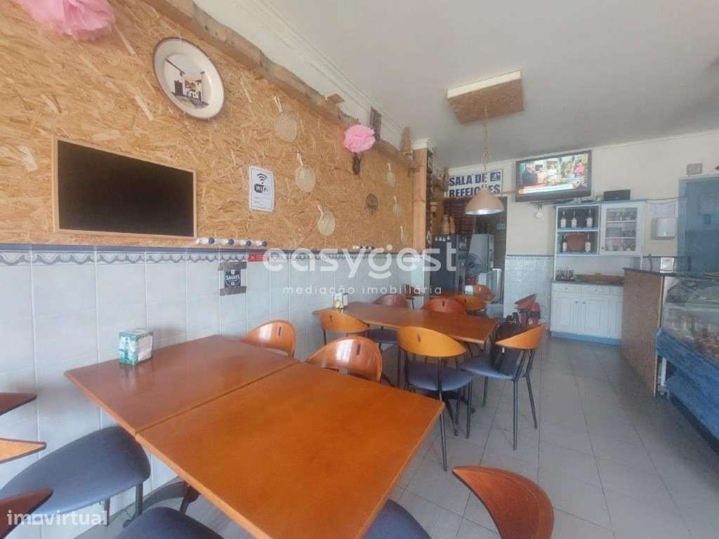Snack Bar / Restaurante em zona Habitacional na Cidade de Beja - Grande imagem: 4/22
