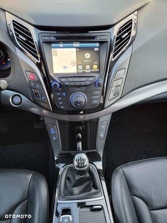 Hyundai i40 1.7 CRDi BlueDrive Premium - 18