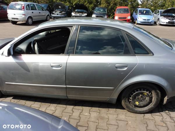 Audi A4 B6 1.9 TDI Skrzynia Manualna Zderzak Maska Lampa - 4