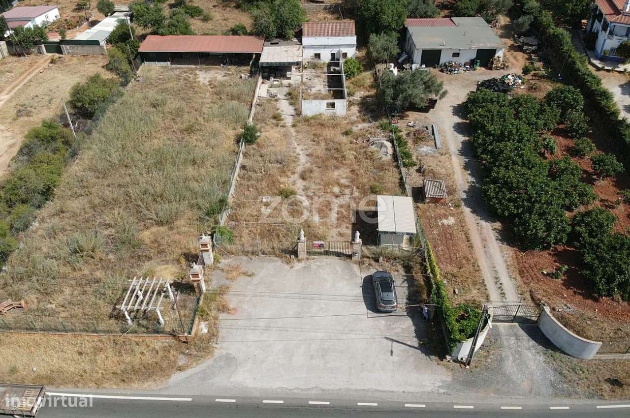 Armazém de 81m2 inserido em lote de 12.120m2 c/ projeto de ampliaçã... - Grande imagem: 1/22