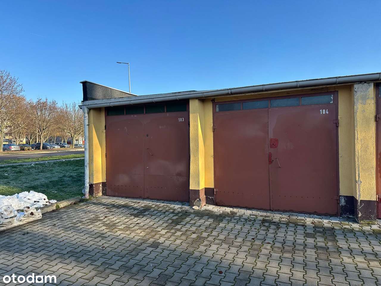 Garaż ul. Dekana, Leszno – prąd, kanał, utwardzony dojazd - Pełny obrazek: 1/8