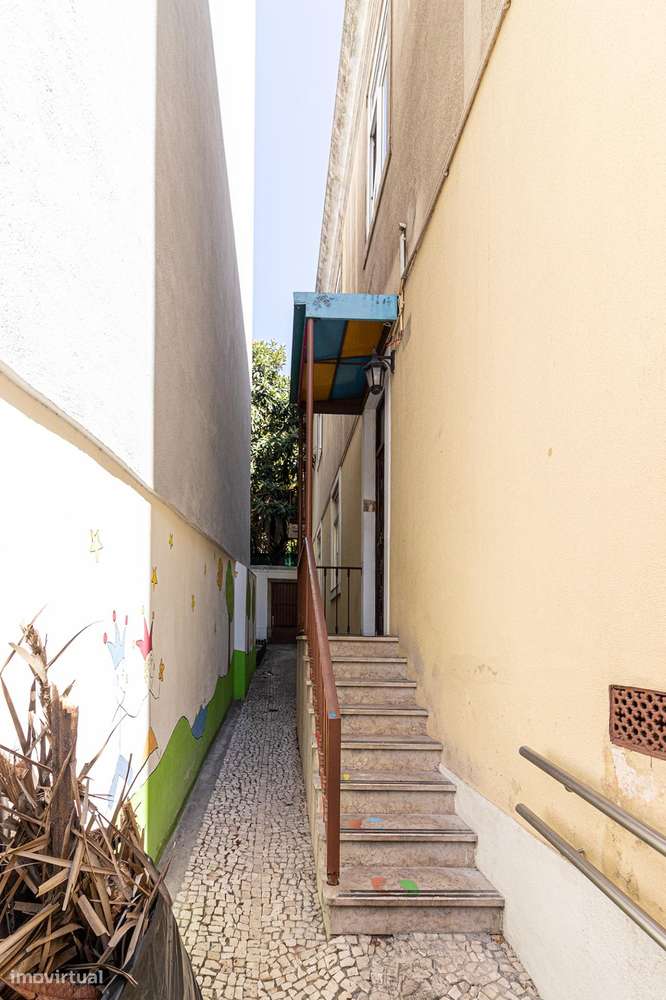 Prédio com PIP Aprovado em Localização Prime de Lisboa-9