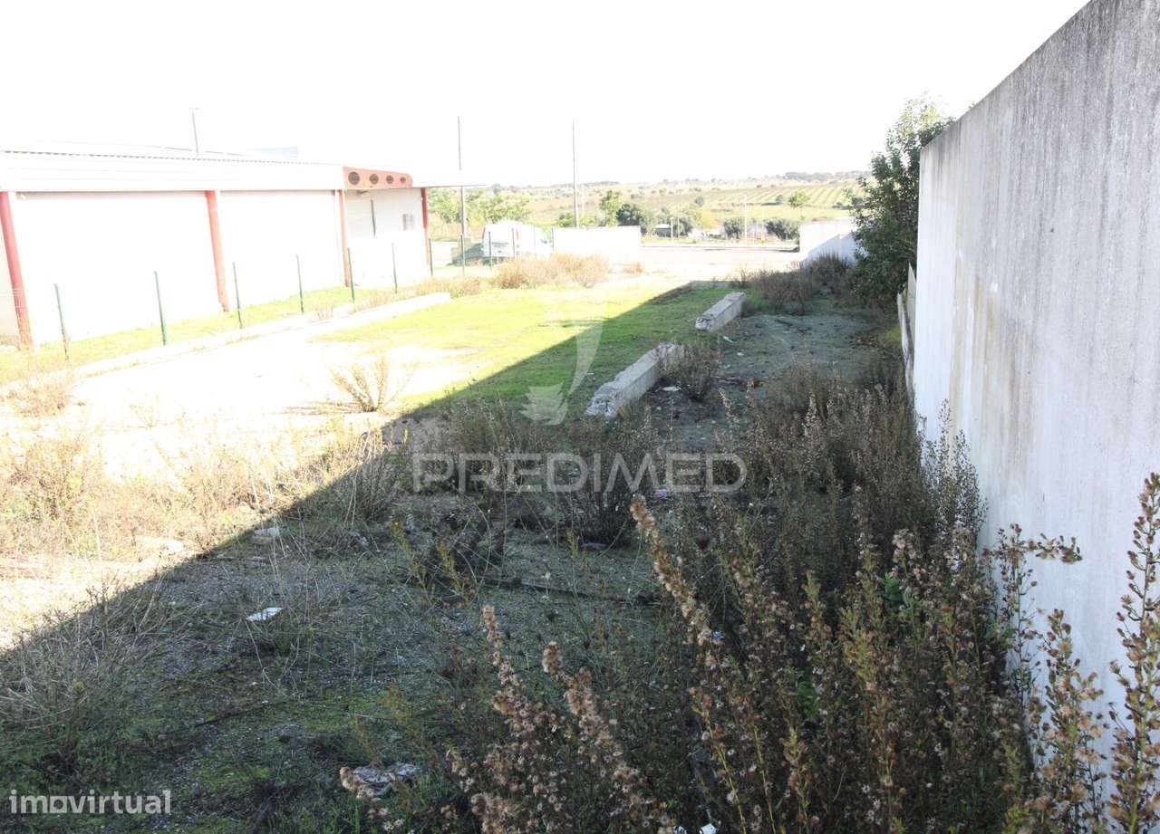 Terreno Industrial Urbano - Grande imagem: 4/6