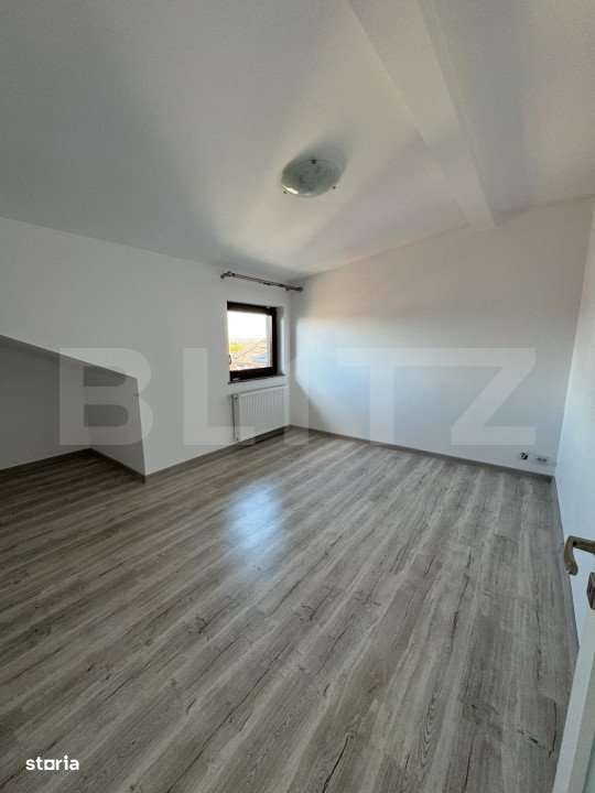 Apartament 3 camere, 100mp, situat pe 2 niveluri, zona Radauti - Imagine principală: 5/10