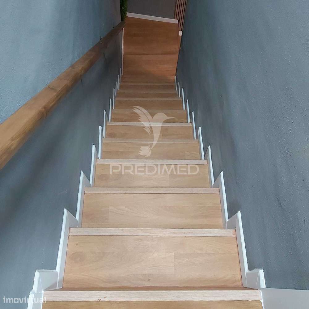 Tradição e Conforto numa Moradia Recuperada no Centro Histórico de... - Grande imagem: 5/10