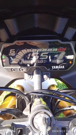 Yamaha YZF - 35