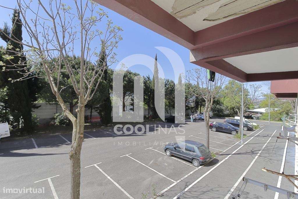 Apartamento T3 transformado em T2 no Borel.-17