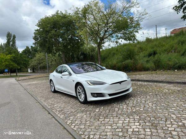 Tesla Model S 100D - 1