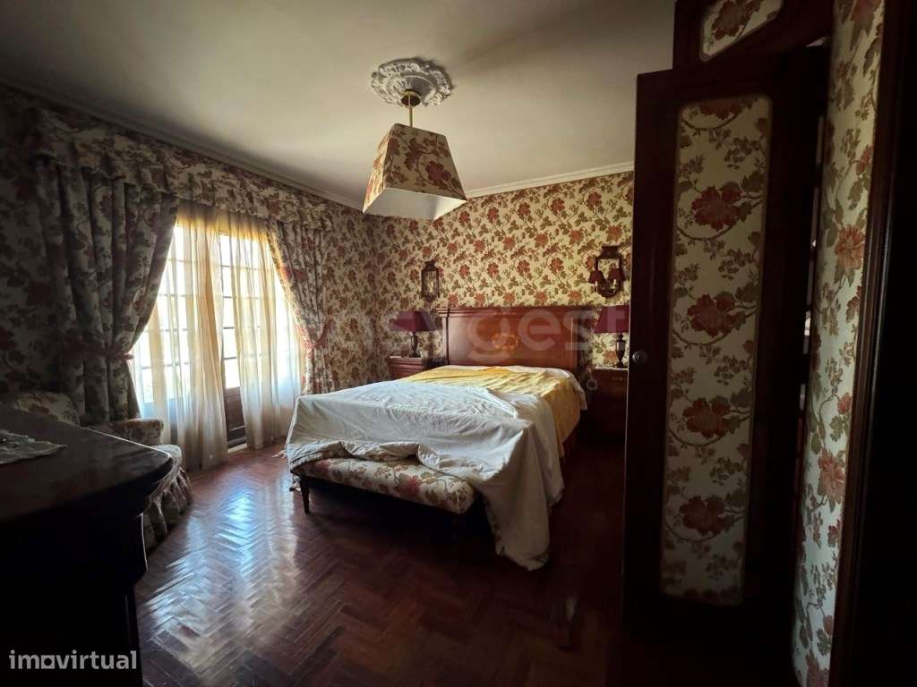 Moradia T5 com piscina totalmente vedada a 800 m da Vila da Tocha - Grande imagem: 5/31