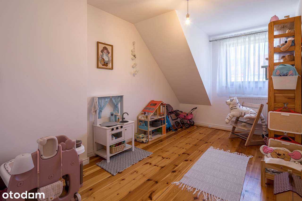 Dom szeregowy w wysokim standardzie | 5 pokoi | B. dobra lokalizacja-11