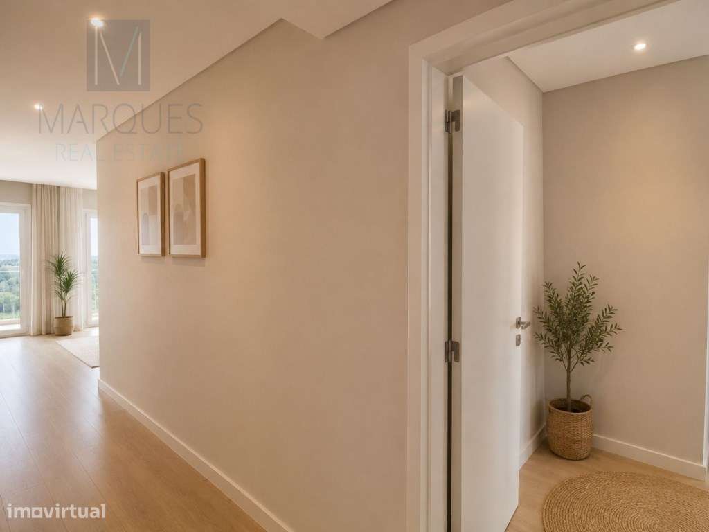 Apartamento T3 em Santa Marta do Pinhal - Corroios-5