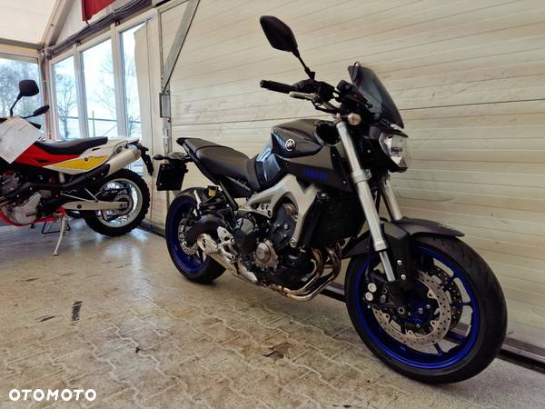 Yamaha MT - 21