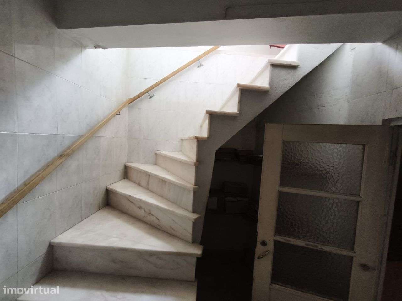 Moradia duplex em Valado dos Frades – excelente para investimento-32