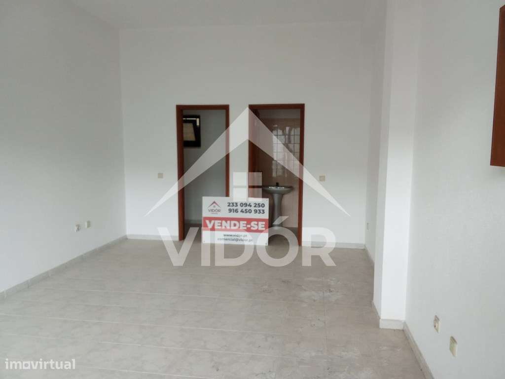 Loja no Novo Mercado Municipal da Baixa da Banheira - CS - Grande imagem: 3/6