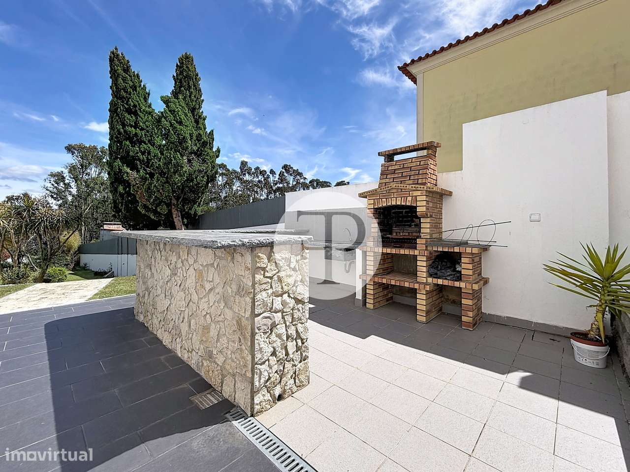 Moradia T4 contemporânea | Piscina e jardim 1.716 m² | Nadadouro-40