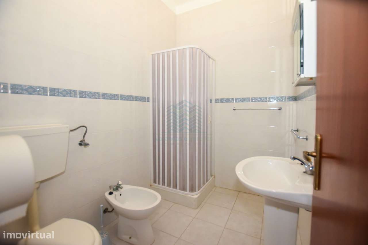 Residencial com 17 Quartos em Videla - Torres Novas-58