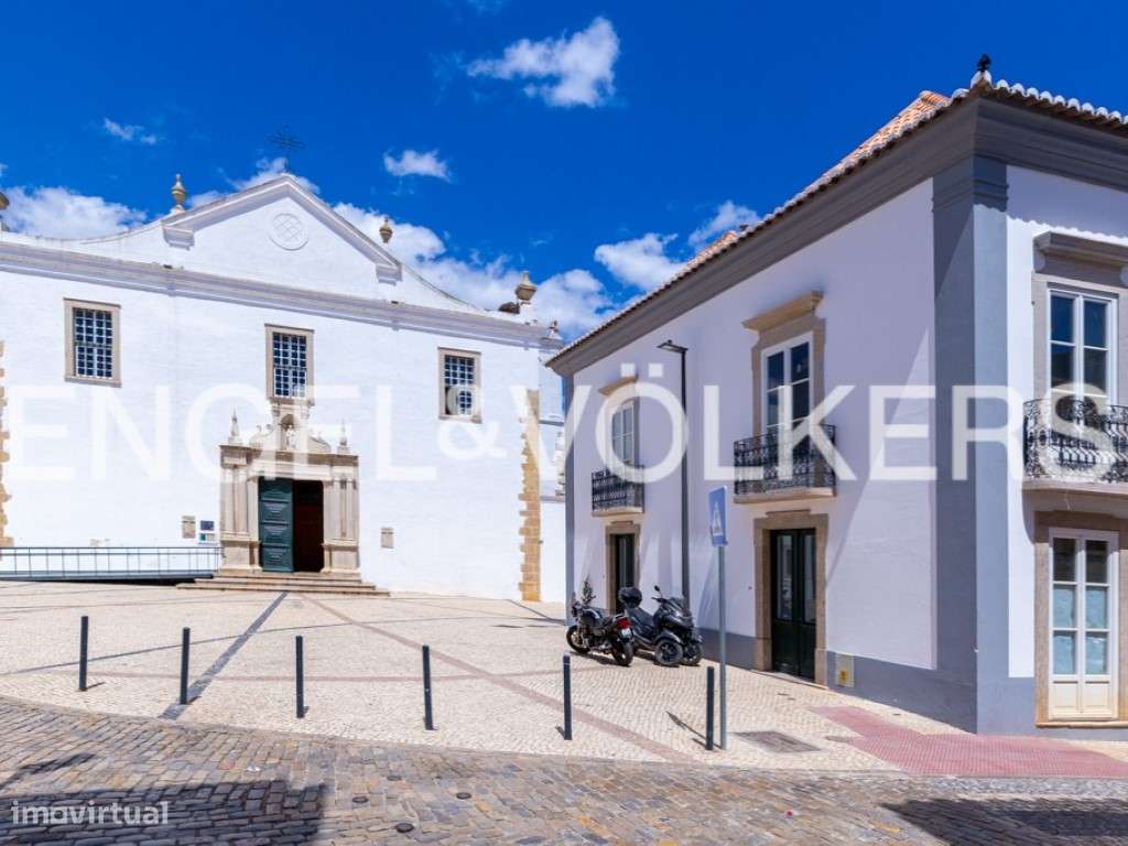 Largo de São Pedro | Projeto de 5 Townhouses em Faro - Grande imagem: 2/22