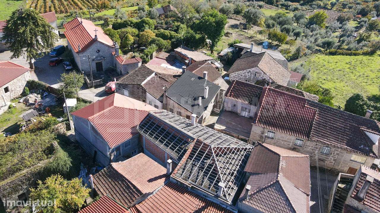 Moradia para Reconstruir na Corga - Grande imagem: 5/11