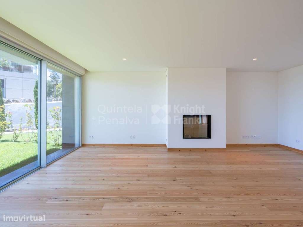 Apartamento T3 com jardim e piscina para arrendamento no Monte Estoril - Grande imagem: 4/45