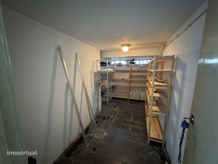 Vendo 2x Arrumos no estoril 30m2 - Grande imagem: 4/7