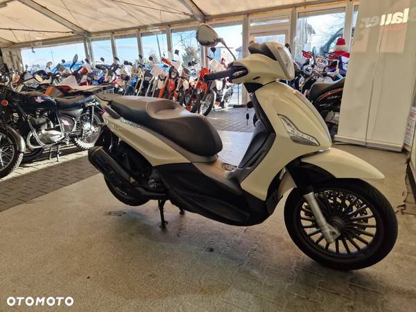 Piaggio Beverly - 34