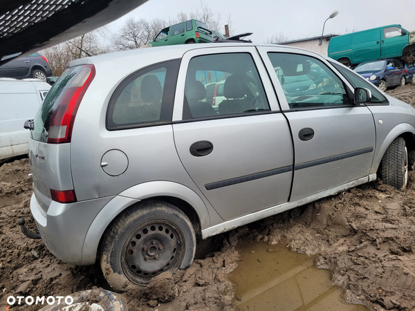 opel meriva a fotel kanapa deska kokpit podsufitka boczek podłokietnik licznik panel szyb - 3