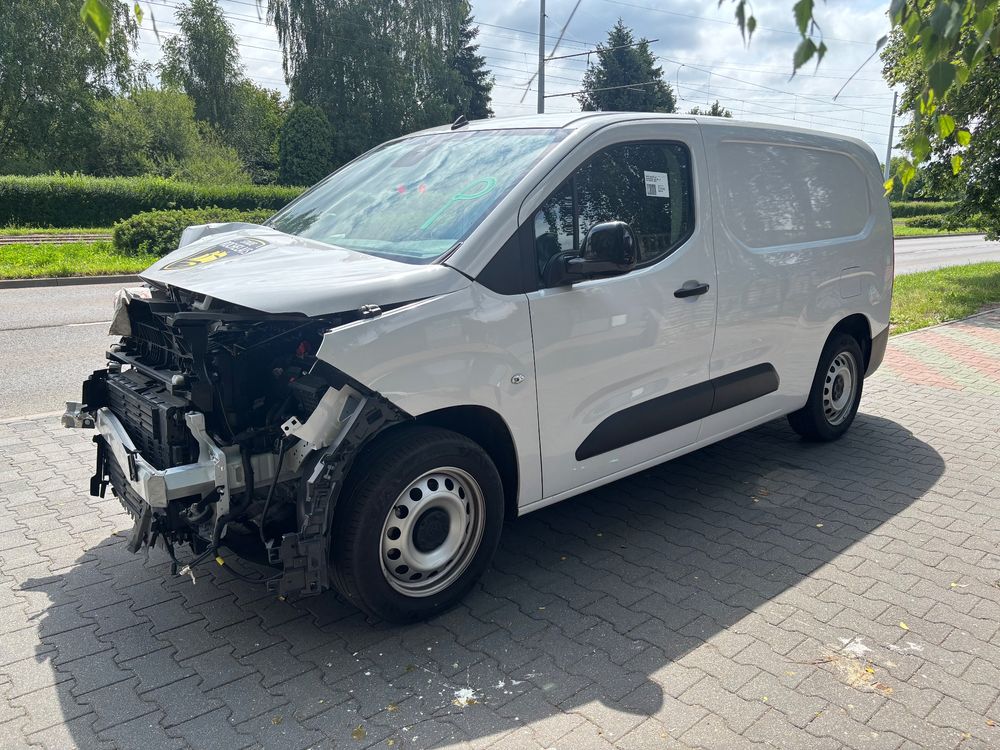 Toyota Proace City 2024