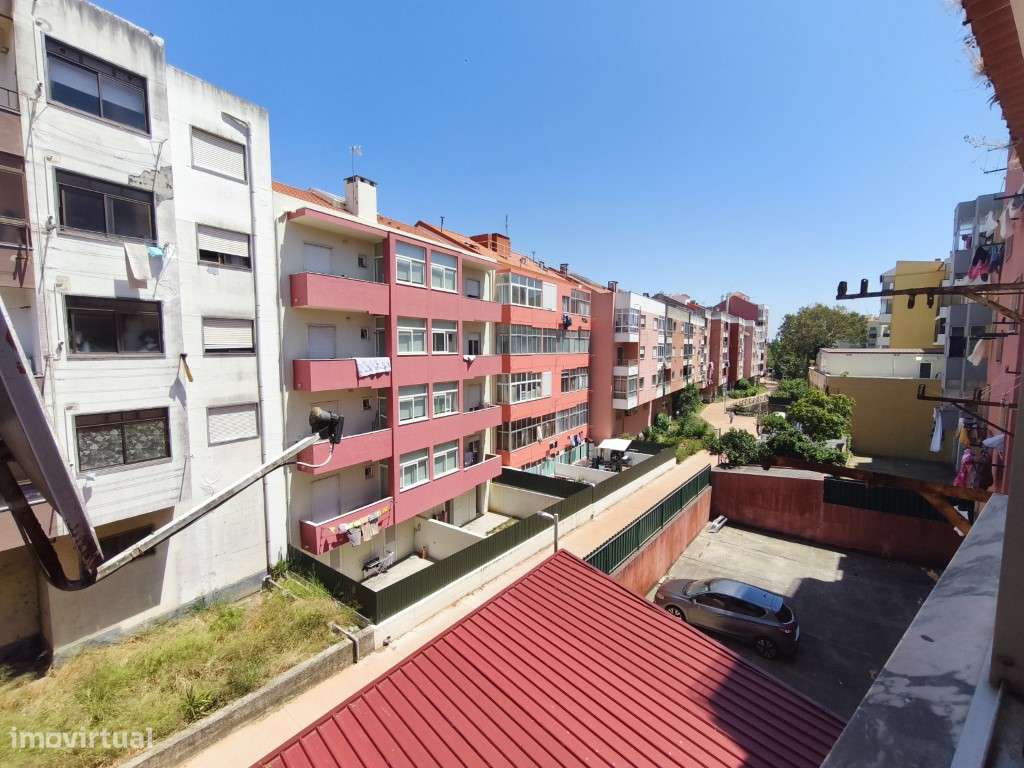 Apartamento T4 para venda com 101 m² de área bruta em Merçês Rio de...-10