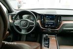 Volvo XC 60 - 18