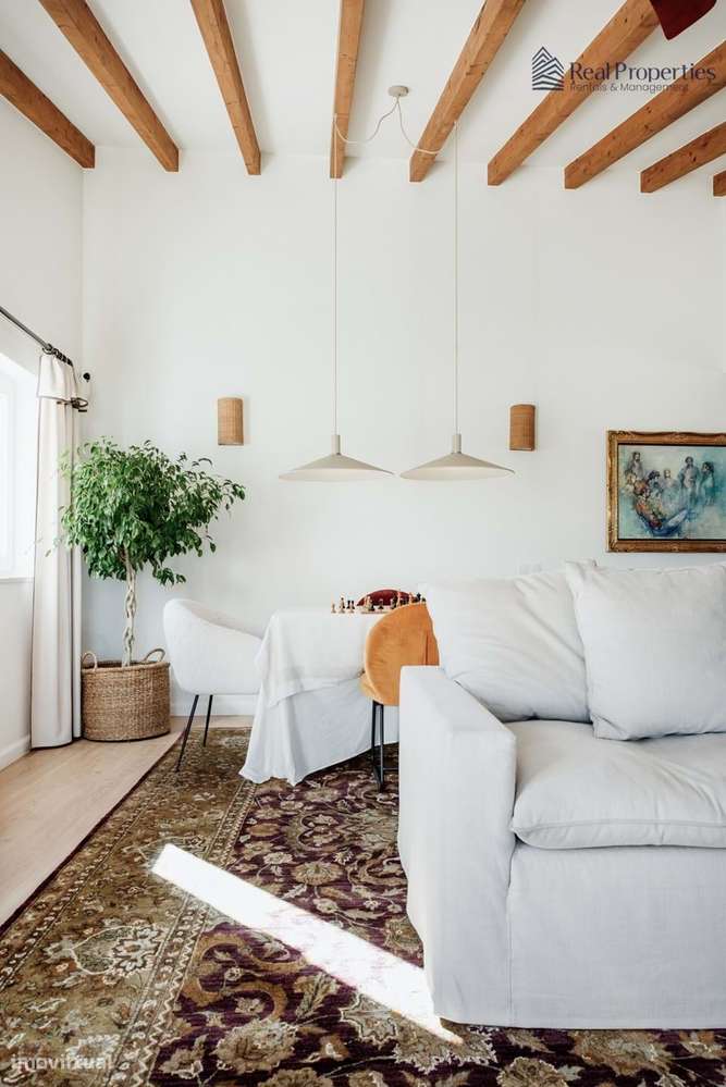 Elegante Moradia T3 Renovada com Vistas Panorâmicas em Alvor-28