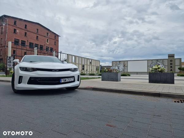 Chevrolet Camaro Coupe 2.0 - 1