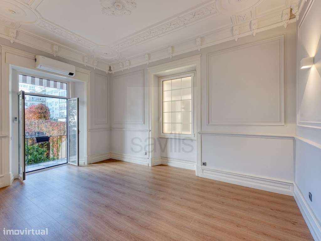 Apartamento T4 remodelado nas Avenidas Novas, em Lisboa - Grande imagem: 2/27