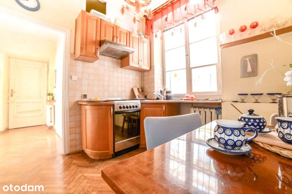 Spacerem na Zamek, kawę i do teatru – 59 m²-12