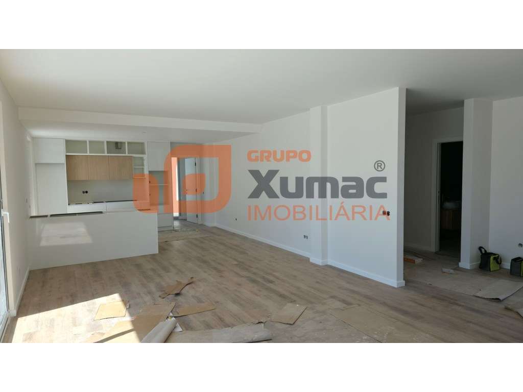 Moradia T4 Contemporânea c/ Piscina - Grande imagem: 5/45