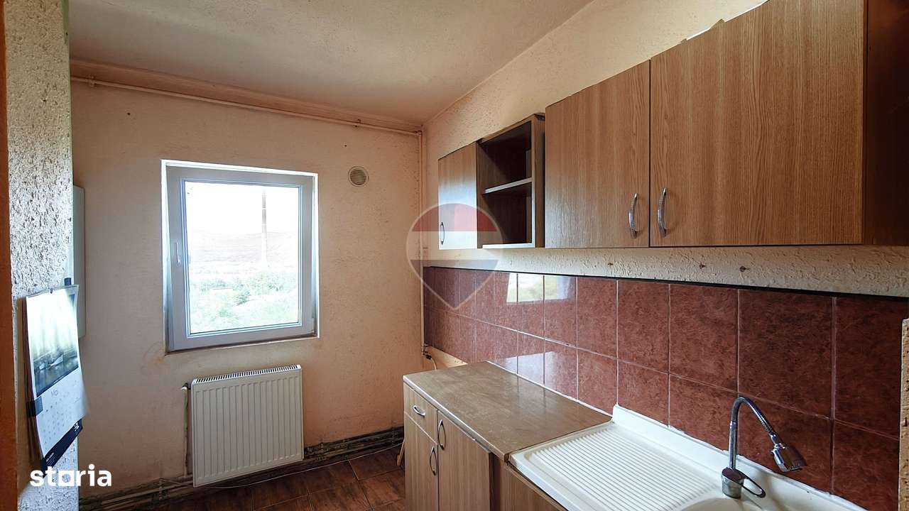 Apartament 2 camere, 40 mp, etaj 3 – zona P-uri, Copșa Mică-1
