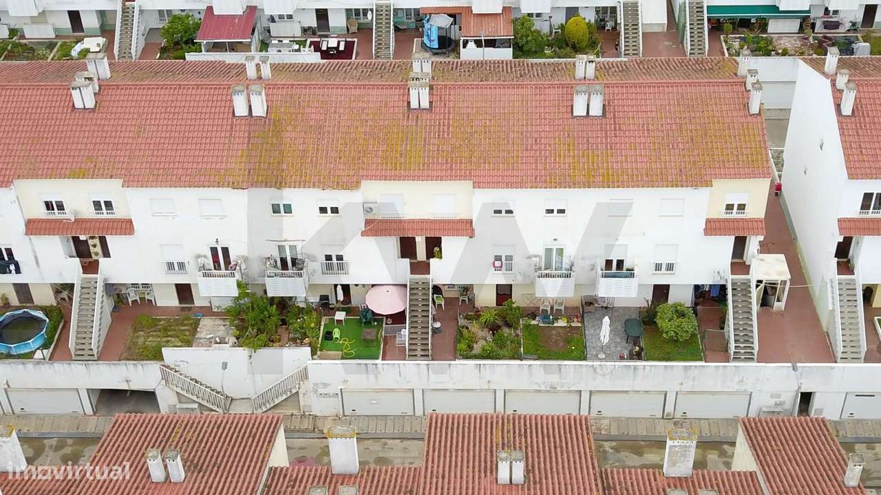 Duplex T3 com Garagem Box em  Silves-9