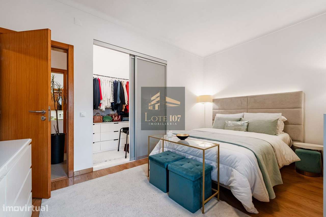 Apartamento T2 Remodelado em Pinhal Novo-24