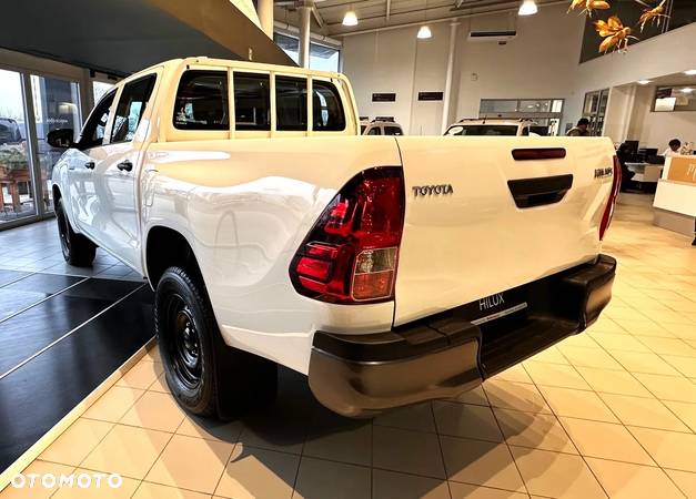 Toyota Hilux 2.4 D-4D Double Cab DLX 4x4 - 8