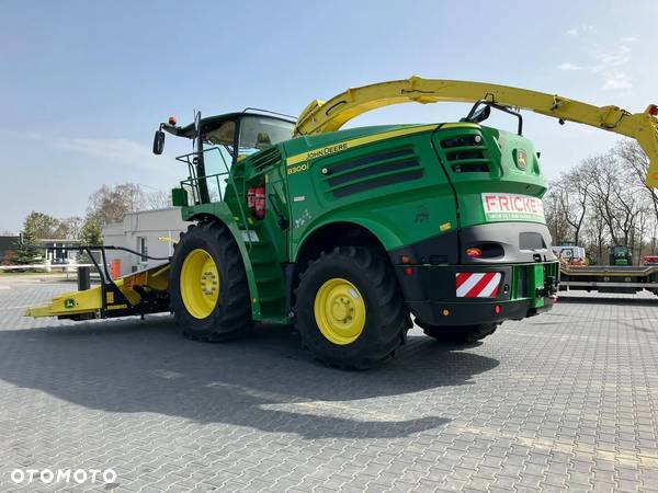 John Deere 8300 - 4